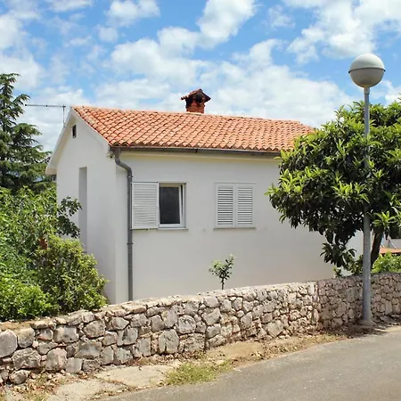 Apartment By The Sea Vantacici, Krk - 5347 Malinska
