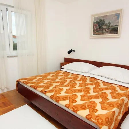 By The Sea Vantacici, Krk - 5347 Apartamento Malinska